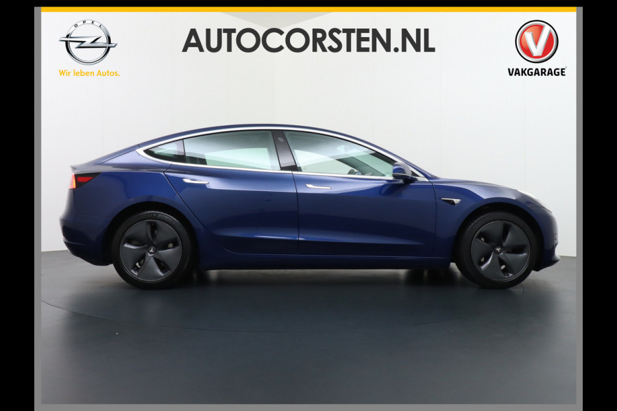 Tesla Model 3 RWD SR+ 60kWh 325PK Lmv 18" AutoPilot Leder PanoDak Adaptive-Cruise Lmv Camera's Elektr.-Stuur+Stoelen+Spiegels+Geheugen+Easy-En Navi LED Comfortstoelen ACC DAB Keyless en Voorverwarmen interieur via App One-Pedal-Drive Origineel Nederlandse auto tot 11kw laden thuis! Garantie Accu tot 26-09-2027 max 160.000km 1.584kg licht!