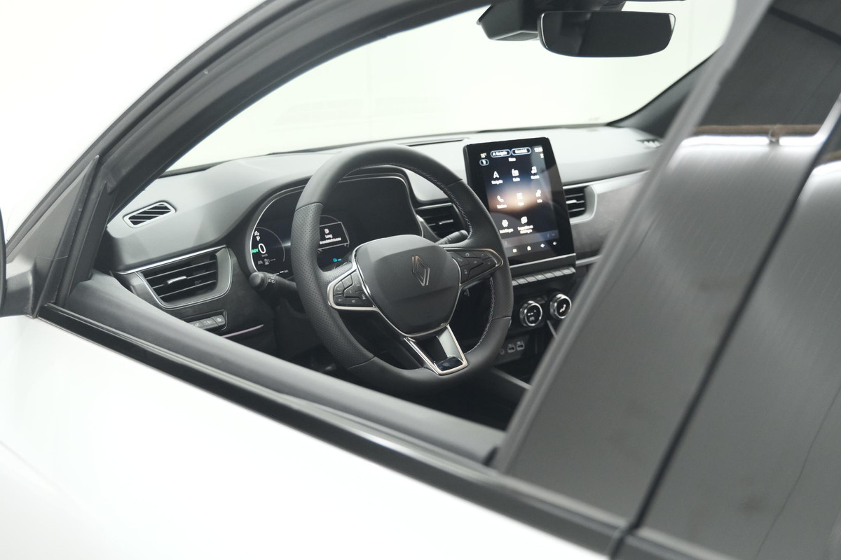 Renault Arkana 1.6 E-Tech Hybrid 145 Esprit Alpine | 360 Camera | Adaptieve Cruise Control | Pack Winter | Dodehoekdetectie Renault Arkana 1.6 E-Tech Hybrid 145 Esprit Alpine | 360 Camera | Adaptieve Cruise Control | Pack Winter | Dodehoekdetectie