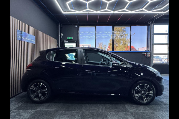 Peugeot 208 1.2 PureTech Blue Lion Navi Airco Cruise Lm velgen