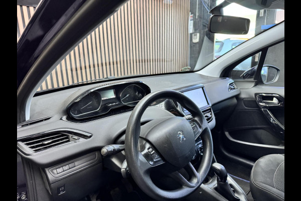 Peugeot 208 1.2 PureTech Blue Lion Navi Airco Cruise Lm velgen