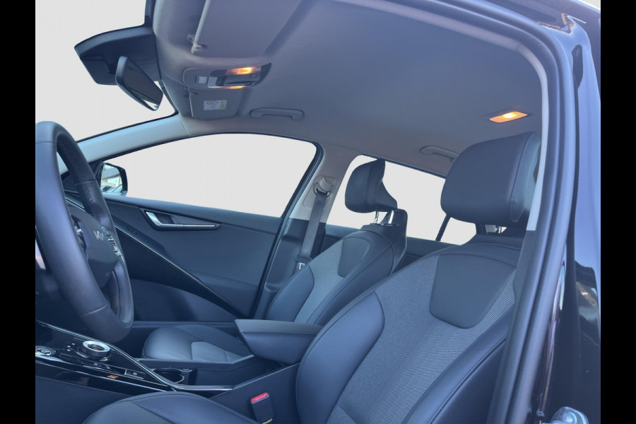Kia Niro EV DynamicLine 64.8 kWh Automaat | Navi | Camera | Cruise | LMV | H-Leder |