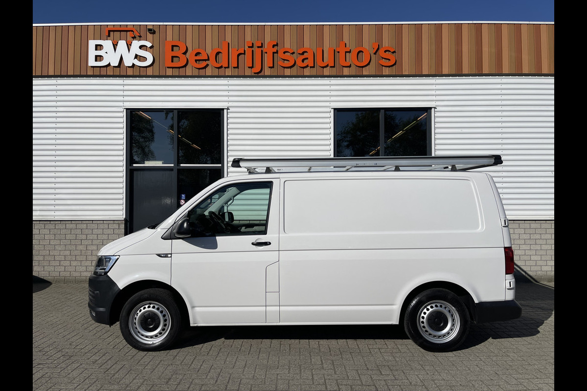 Volkswagen Transporter 2.0 TDI 102pk euro 6 / L1H1 Comfortline / bpm vrij / vaste prijs rijklaar € 12.950 ex btw / lease vanaf € 218 / Bott ingerichte laadruimte / imperial / trekhaak / bijrijdersbank ! Volkswagen Transporter 2.0 TDI 102pk euro 6 / L1H1 Comfortline / bpm vrij / vaste prijs rijklaar € 12.950 ex btw / lease vanaf € 218 / Bott ingerichte laadruimte / imperial / trekhaak / bijrijdersbank !