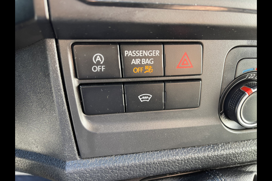Volkswagen Transporter 2.0 TDI 102pk euro 6 / L1H1 Comfortline / bpm vrij / vaste prijs rijklaar € 12.950 ex btw / lease vanaf € 218 / Bott ingerichte laadruimte / imperial / trekhaak / bijrijdersbank !