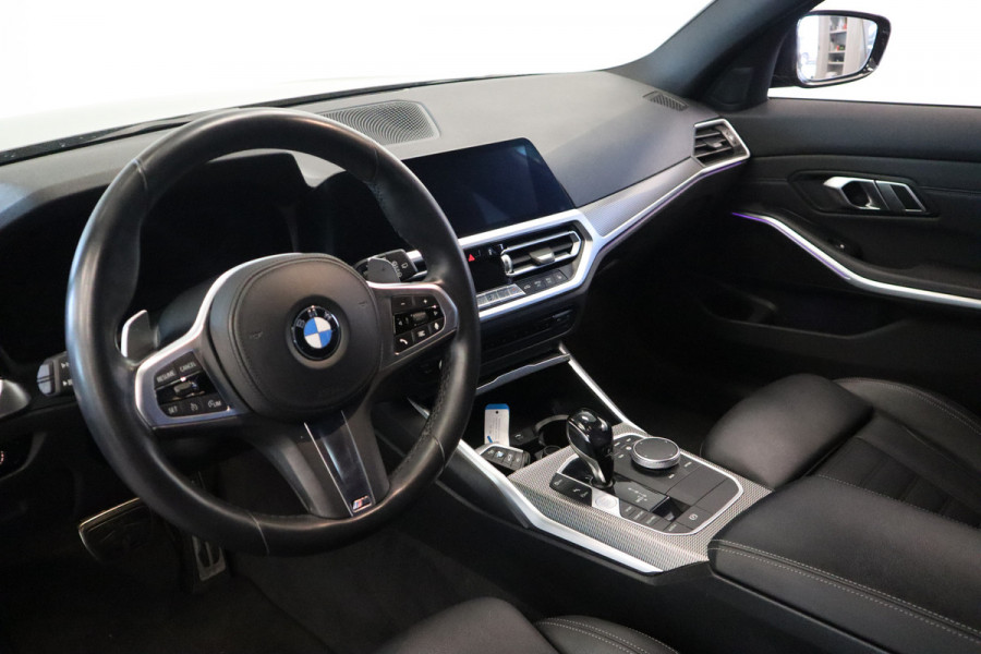 BMW 3 Serie Touring 320i High Executive Edition 184pk Navigatie Luxe Volleder Cruise Control Stoelverwarming sfeerverlichting
