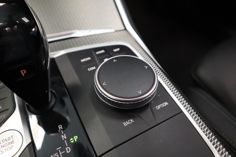 BMW 3 Serie Touring 320i High Executive Edition 184pk Navigatie Luxe Volleder Cruise Control Stoelverwarming sfeerverlichting