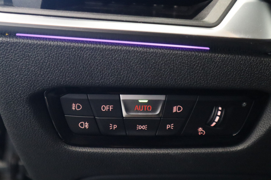 BMW 3 Serie Touring 320i High Executive Edition 184pk Navigatie Luxe Volleder Cruise Control Stoelverwarming sfeerverlichting