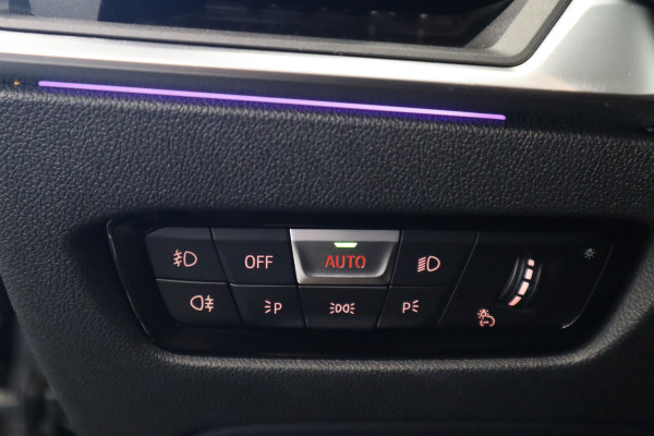 BMW 3 Serie Touring 320i High Executive Edition 184pk Navigatie Luxe Volleder Cruise Control Stoelverwarming sfeerverlichting