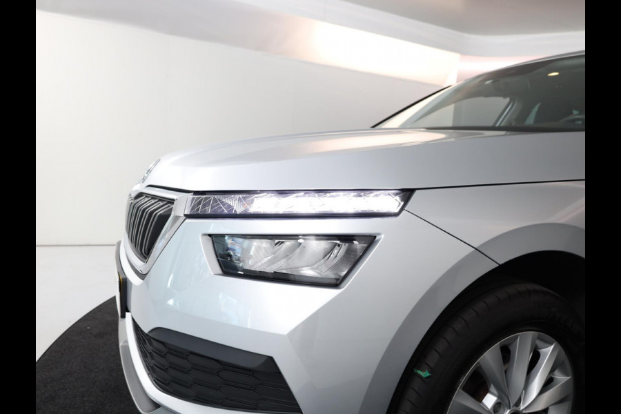 Škoda Kamiq 1.0 TSI Ambition 110 pk Automaat (DSG) | Navigatie via App | Parkeersensoren achter | Cruise control | LED koplampen |