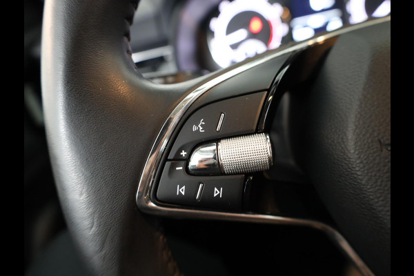 Škoda Kamiq 1.0 TSI Ambition 110 pk Automaat (DSG) | Navigatie via App | Parkeersensoren achter | Cruise control | LED koplampen |