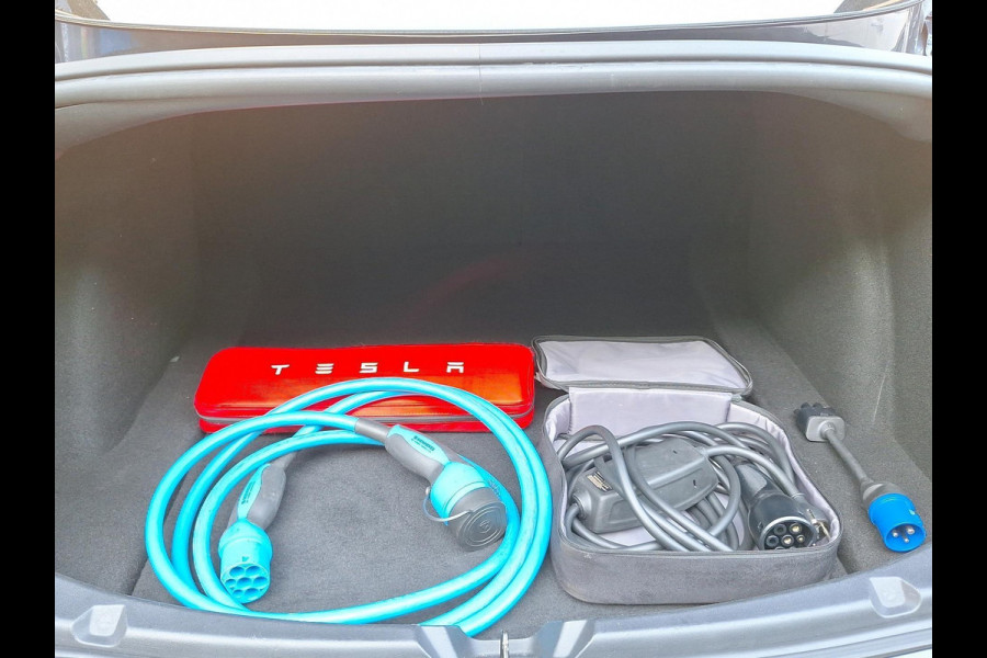 Tesla Model 3 Long Range AWD 75 kWh