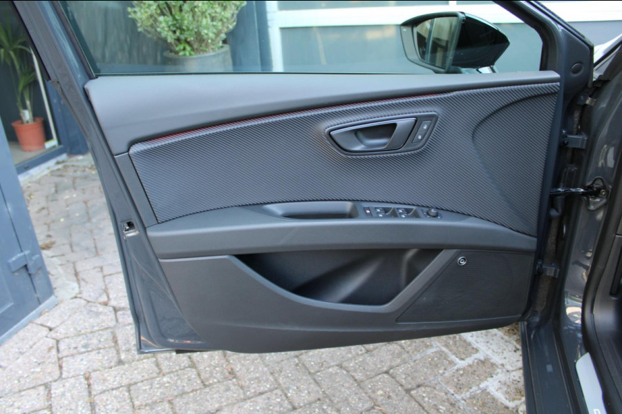 Seat León ST 2.0 TSI 4DRIVE CUPRA Ultimate Edition