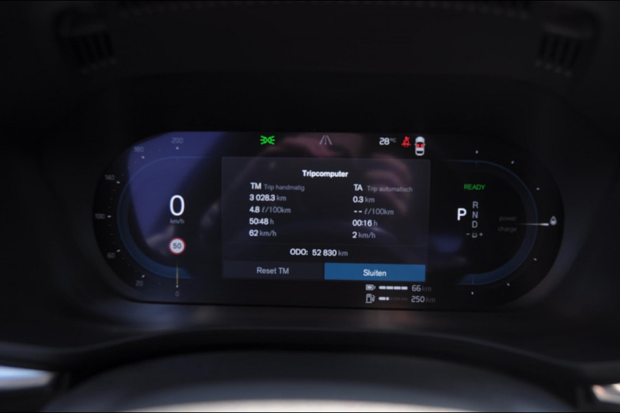 Volvo XC60 T6 350PK Automaat Inscription / Long range / Adaptieve cruise control / Parkeersensoren met camera / Elektrische achterklep / Sportstoelen / Elektrische stoelen / Trekhaak / Keyless entry / Panoramadak