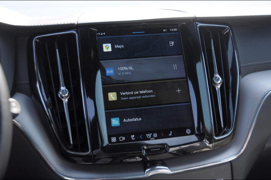 Volvo XC60 T6 350PK Automaat Inscription / Long range / Adaptieve cruise control / Parkeersensoren met camera / Elektrische achterklep / Sportstoelen / Elektrische stoelen / Trekhaak / Keyless entry / Panoramadak