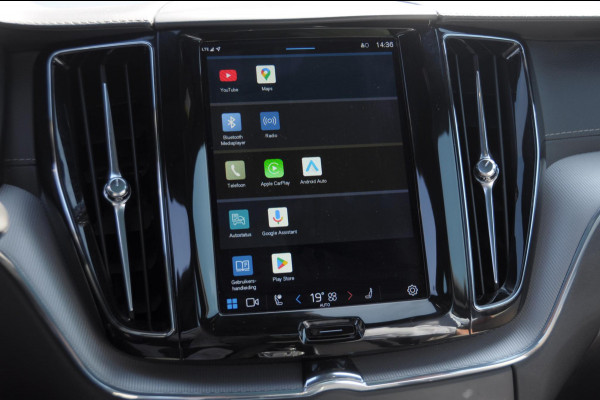 Volvo XC60 T6 350PK Automaat Inscription / Long range / Adaptieve cruise control / Parkeersensoren met camera / Elektrische achterklep / Sportstoelen / Elektrische stoelen / Trekhaak / Keyless entry / Panoramadak