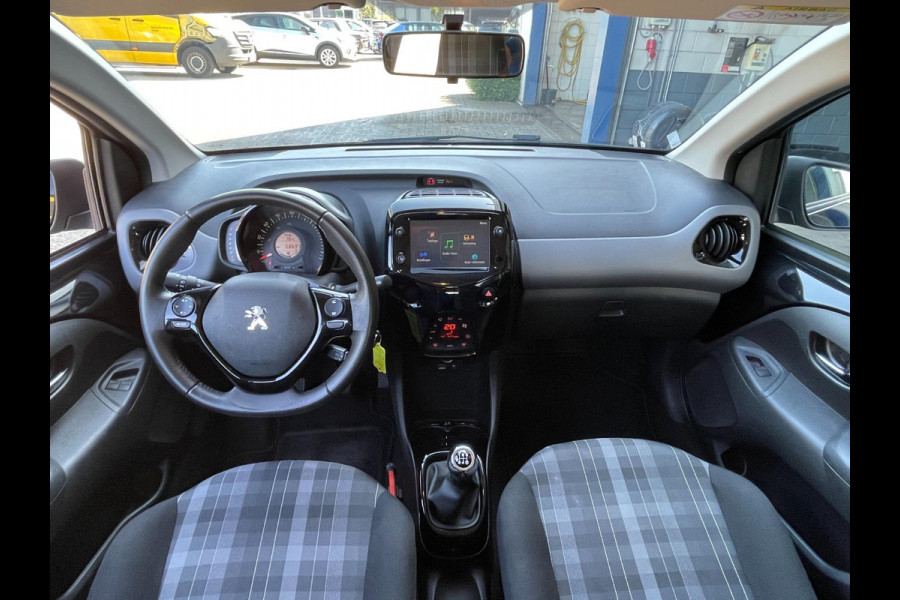 Peugeot 108 1.0 e-VTi Blue Lease Executive