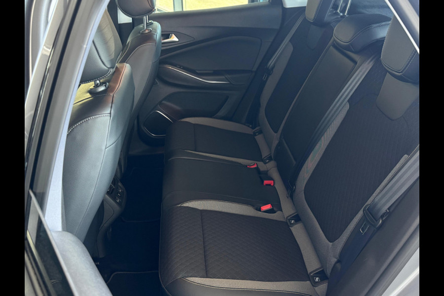 Opel Grandland X 1.2 Turbo Ultimate NL-AUTO | LED VERLICHTING