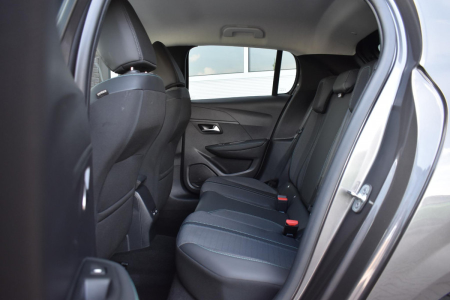 Peugeot 208 1.2 PureTech 100PK Allure Pack | Carplay | Camera | Incl. garantie