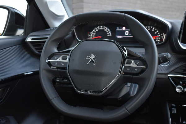 Peugeot 208 1.2 PureTech 100PK Allure Pack | Carplay | Camera | Incl. garantie