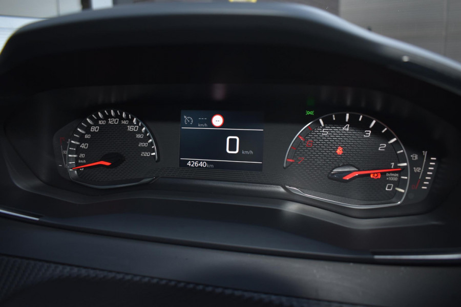 Peugeot 208 1.2 PureTech 100PK Allure Pack | Carplay | Camera | Incl. garantie