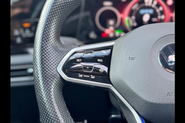 Volkswagen Golf 1.4 eHybrid GTE Pano/Sfeer/Camera