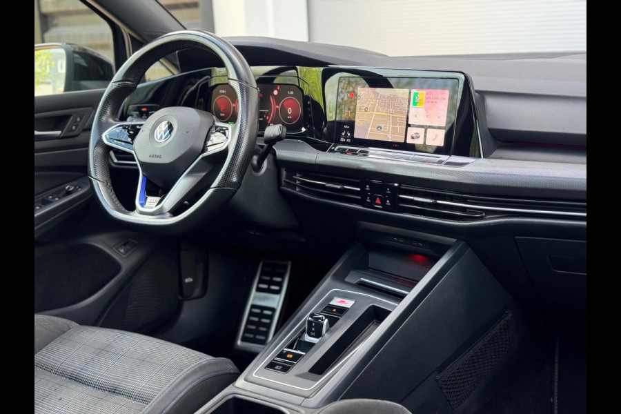 Volkswagen Golf 1.4 eHybrid GTE Pano/Sfeer/Camera