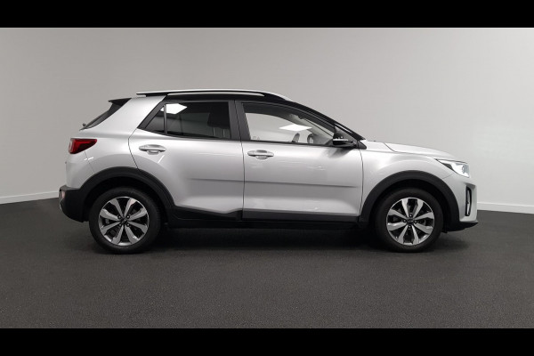 Kia Stonic 1.0 T-GDi 120pk Automaat DynamicLine | Climate control | Navigatie | Camera | Parkeer sensoren | Trekhaak