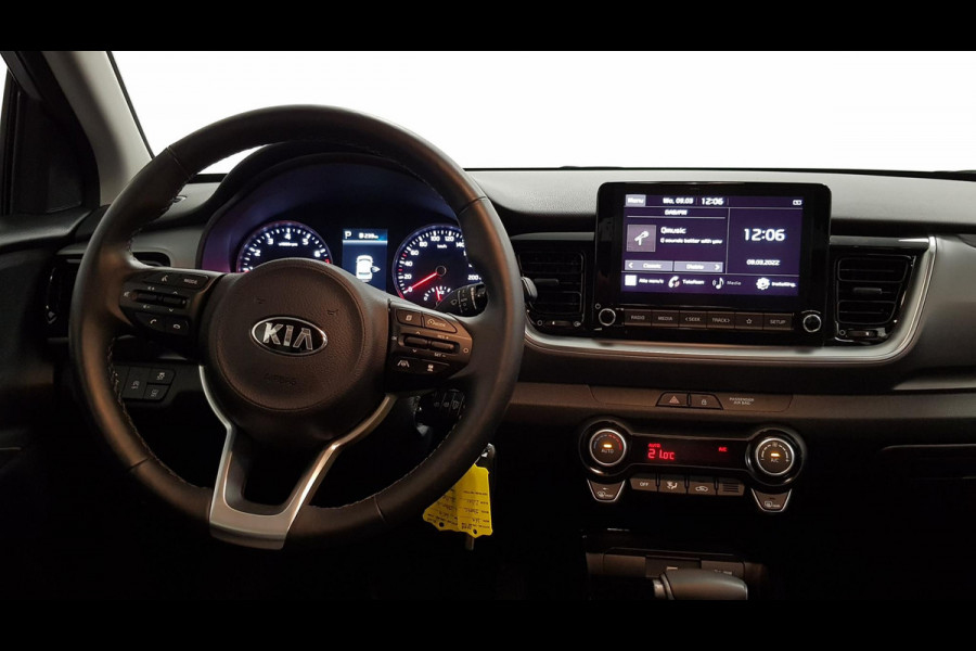 Kia Stonic 1.0 T-GDi 120pk Automaat DynamicLine | Climate control | Navigatie | Camera | Parkeer sensoren | Trekhaak