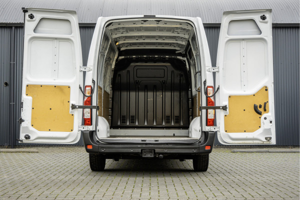 Renault Master 2.3 dCi L2H2 | 136 PK | Camera | LED | Cruise | Airco | Euro 6