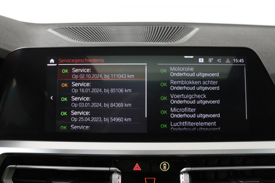 BMW 3 Serie 318i Business Edition (PANORAMADAK, PARKEERSENSOREN, STOELVERWARMING, NAVIGATIE, CAMERA, DEALER ONDERHOUDEN)