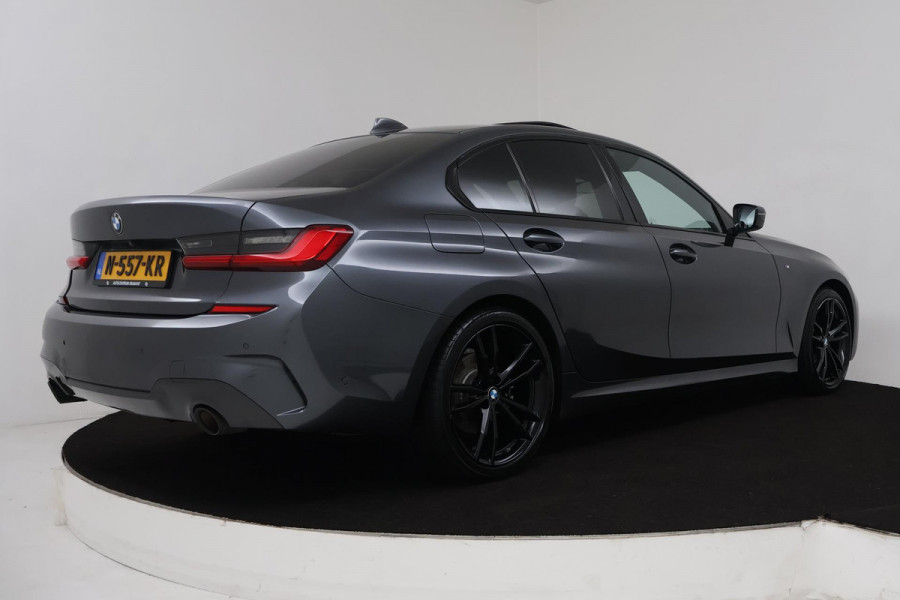 BMW 3 Serie 318i Business Edition (PANORAMADAK, PARKEERSENSOREN, STOELVERWARMING, NAVIGATIE, CAMERA, DEALER ONDERHOUDEN)