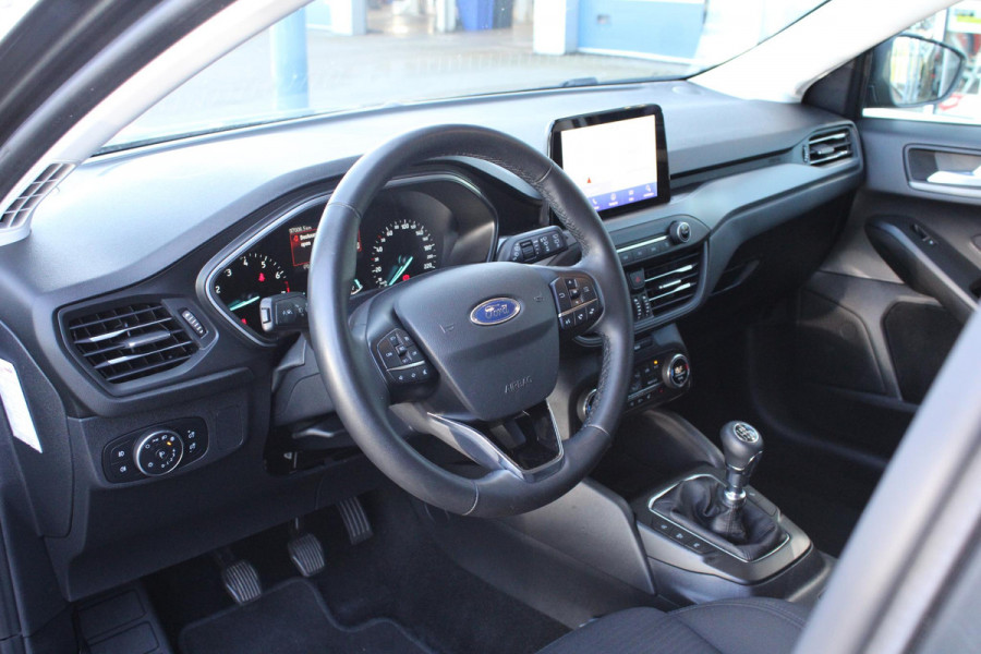 Ford FOCUS Wagon 1.0 EcoBoost Hybrid Titanium Style | Winter Pack | Camera | Navigatie | Cruise control | Privacy glass | NIEUW MODEL