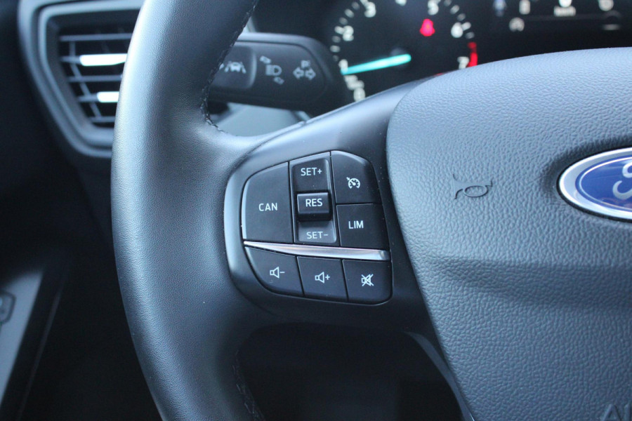 Ford FOCUS Wagon 1.0 EcoBoost Hybrid Titanium Style | Winter Pack | Camera | Navigatie | Cruise control | Privacy glass | NIEUW MODEL