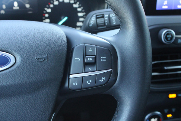 Ford FOCUS Wagon 1.0 EcoBoost Hybrid Titanium Style | Winter Pack | Camera | Navigatie | Cruise control | Privacy glass | NIEUW MODEL
