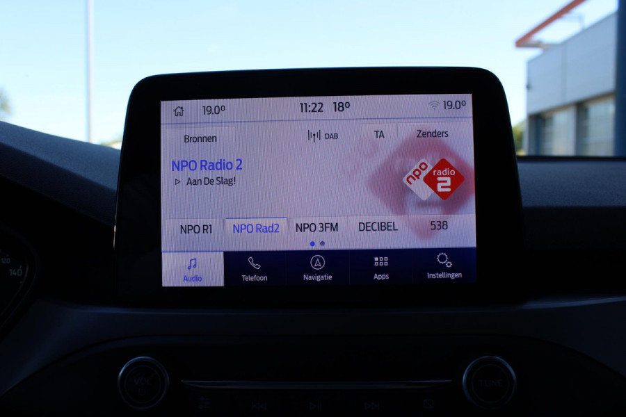 Ford FOCUS Wagon 1.0 EcoBoost Hybrid Titanium Style | Winter Pack | Camera | Navigatie | Cruise control | Privacy glass | NIEUW MODEL