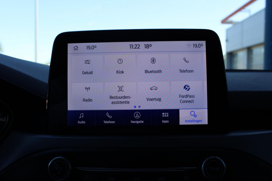 Ford FOCUS Wagon 1.0 EcoBoost Hybrid Titanium Style | Winter Pack | Camera | Navigatie | Cruise control | Privacy glass | NIEUW MODEL