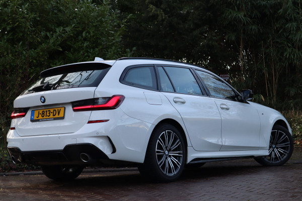 BMW 3 Serie Touring 318i Executive Edition | M-sport | Automaat |