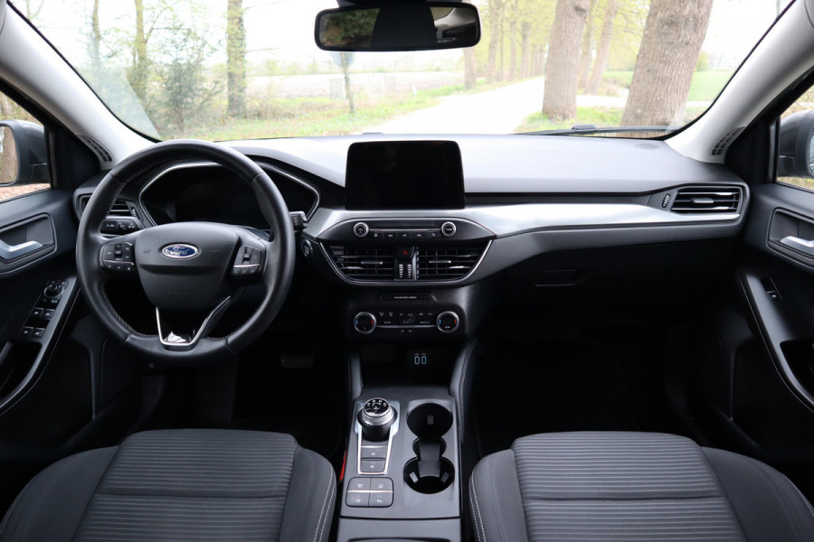Ford FOCUS Wagon 1.0 EcoBoost Titanium X Business | Automaat | Camera | Trekhaak |