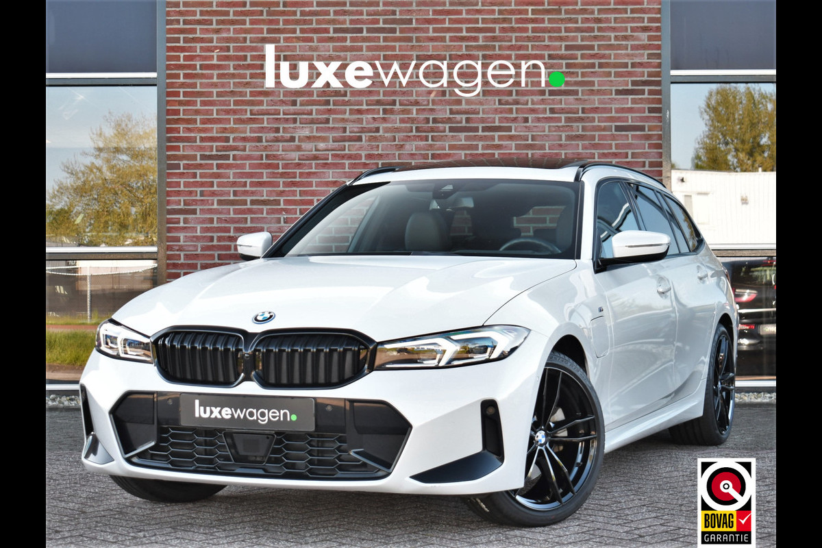 BMW 3 Serie Touring 330e M-Sport Pano ACC Trekh HUD El-zetel 19inch Adp-onderstel BMW 3 Serie Touring 330e M-Sport Pano ACC Trekh HUD El-zetel 19inch Adp-onderstel