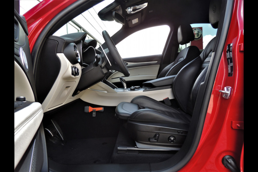 Alfa Romeo Stelvio 2.0 T AWD B-Tech | Harman Kardon | 20" Dark LMV | Veloce interieur | Elec. stoelen | Getuned tot 310PK |