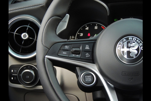 Alfa Romeo Stelvio 2.0 T AWD B-Tech | Harman Kardon | 20" Dark LMV | Veloce interieur | Elec. stoelen | Getuned tot 310PK |