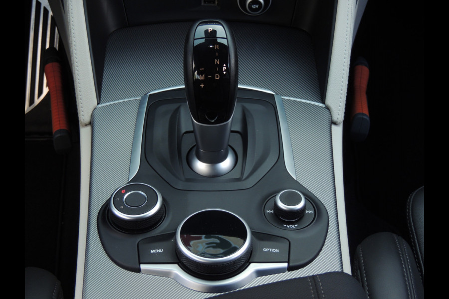 Alfa Romeo Stelvio 2.0 T AWD B-Tech | Harman Kardon | 20" Dark LMV | Veloce interieur | Elec. stoelen | Getuned tot 310PK |