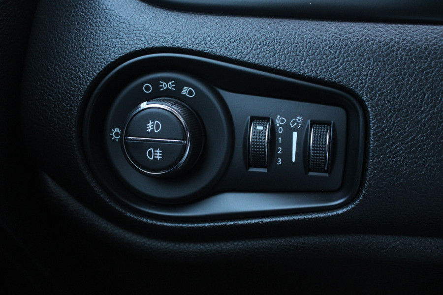 Jeep Renegade 1.4 MultiAir Limited Automaat | 17 " velgen