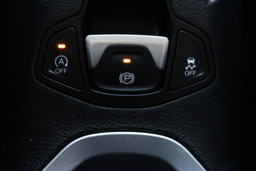 Jeep Renegade 1.4 MultiAir Limited Automaat | 17 " velgen