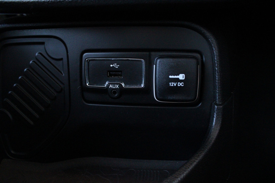 Jeep Renegade 1.4 MultiAir Limited Automaat | 17 " velgen
