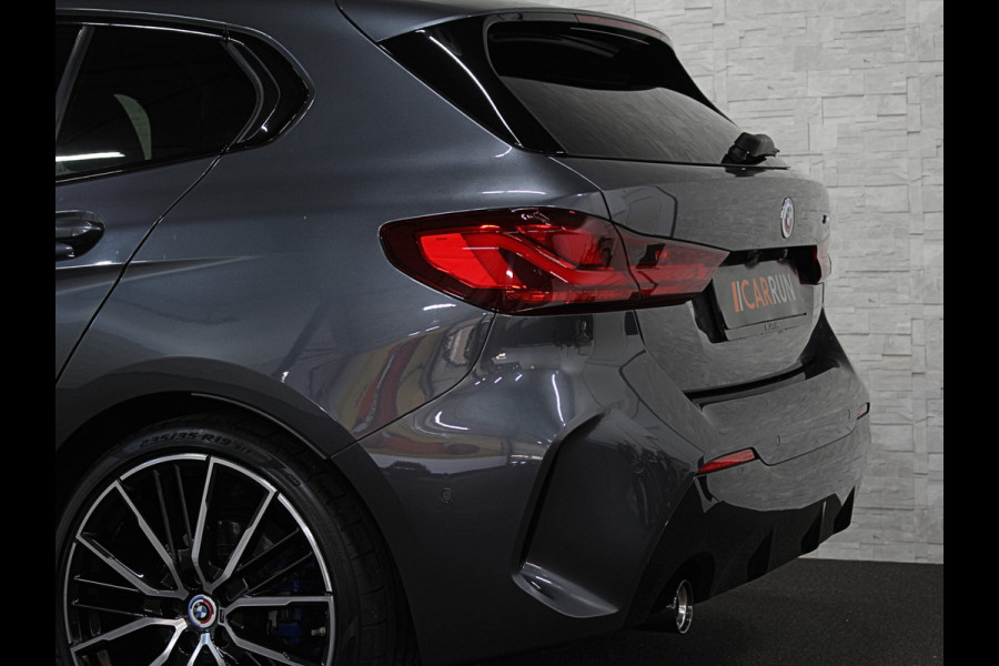 BMW 1-serie M-Sport Plus 50 Jahre | Live Cockpit Pro | Headup | Navi Prof. | Stoelverw. | H-Leder | Camera | Crystal Pook |  Ambiente Led | Carplay | 19" | Lane Assist | Pr. Glas.| Rijklaarprijs Incl. Gr. Onderhoud |10-2021.