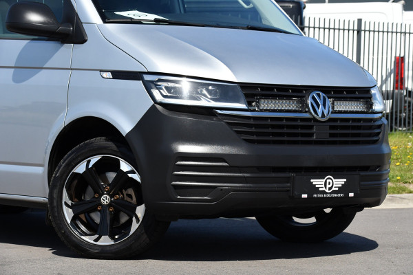 Volkswagen Transporter 2.0 TDI L2H1 30 Highline Adaptieve Cruise, Camera, Automaat, Carplay, 150PK, LED, Standkachel, Stoelverwarming, Trekhaak, Uniek!
