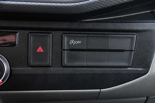 Volkswagen Transporter 2.0 TDI L2H1 30 Highline Adaptieve Cruise, Camera, Automaat, Carplay, 150PK, LED, Standkachel, Stoelverwarming, Trekhaak, Uniek!