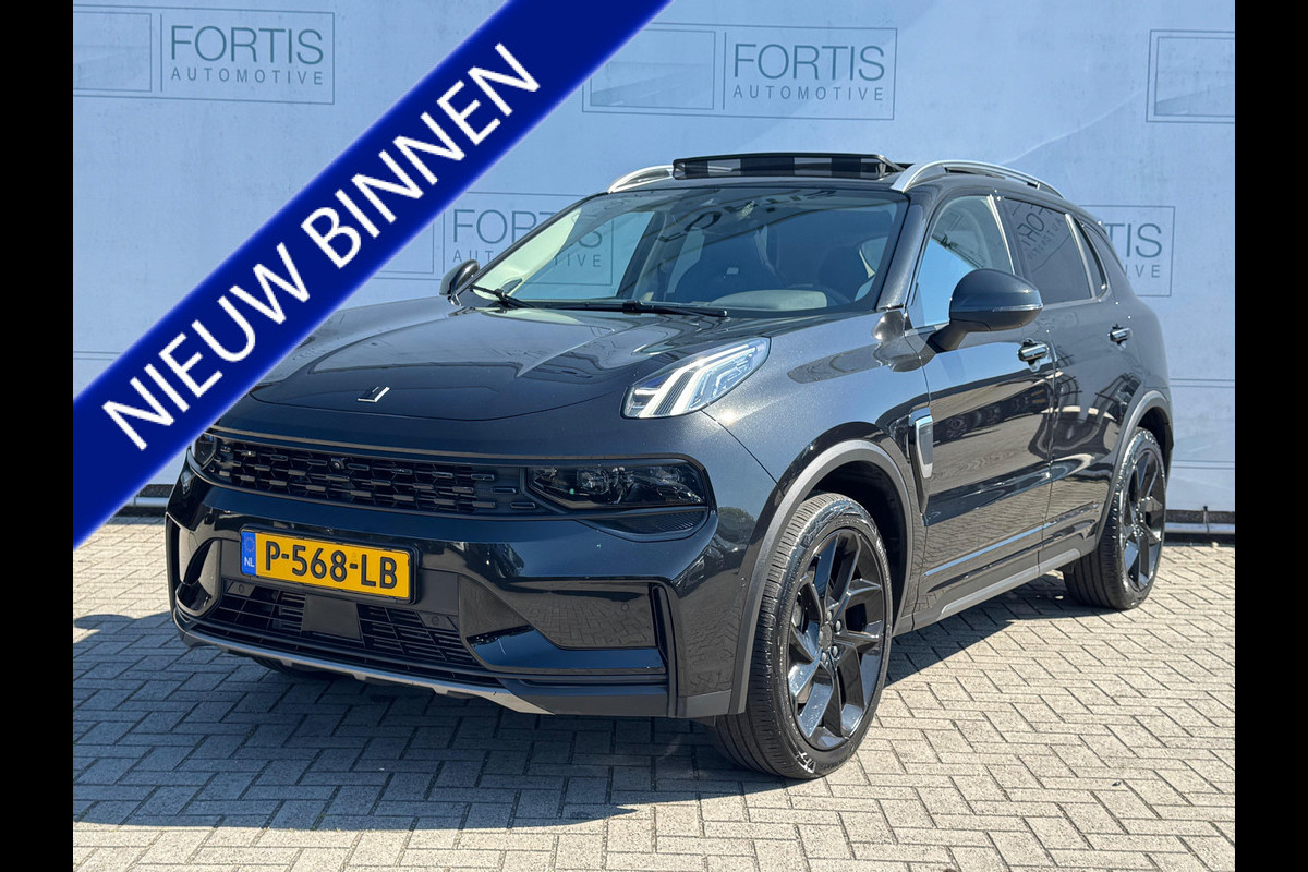Lynk & Co 01 1.5 BLACK EDTION | PANODAK | CARPLAY | Lynk & Co 01 1.5 BLACK EDTION | PANODAK | CARPLAY |