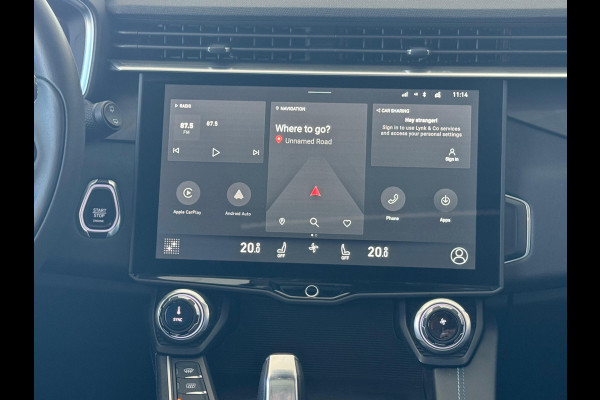 Lynk & Co 01 1.5 BLACK EDTION | PANODAK | CARPLAY |