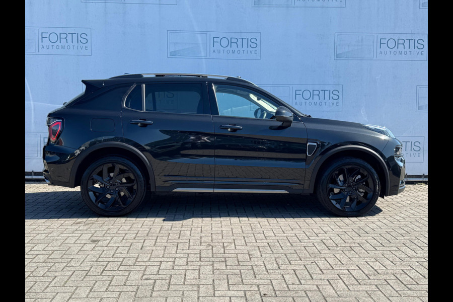 Lynk & Co 01 1.5 BLACK EDTION | PANODAK | CARPLAY |